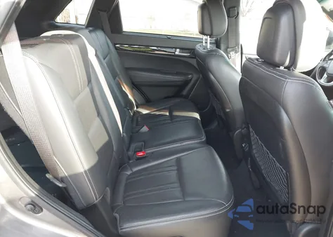 2014 Kia Sorento Limited V6 from USA, damaged, VIN 5XYKWDA75EG438072